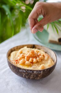 Recetas vegetarianas fáciles, rápidas y baratas: hummus casero.