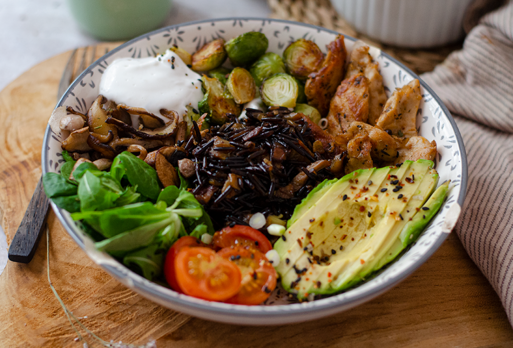 Bowl de arroz negro con ajoceite vegano | Mis Recetas Veganas
