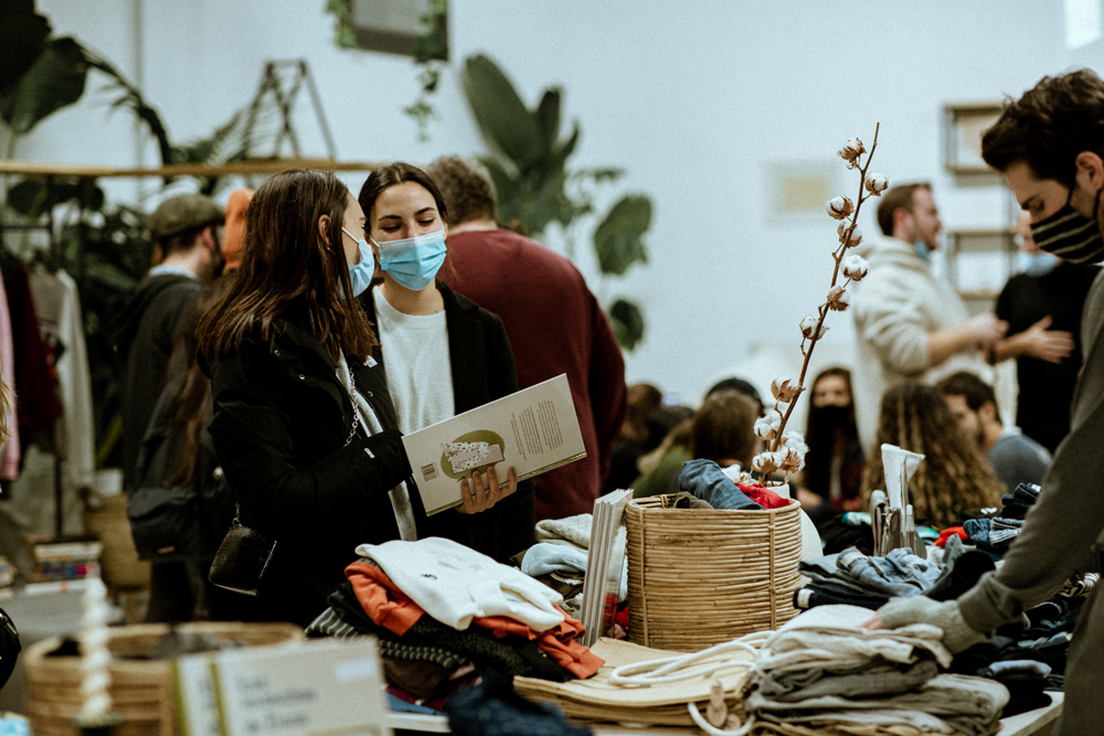 Alaya Market: evento vegano de ropa de segunda mano