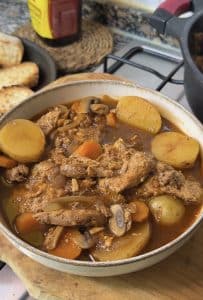 Estofado de soja texturizada - recetas veganas fáciles y baratas, ricas en proteina.